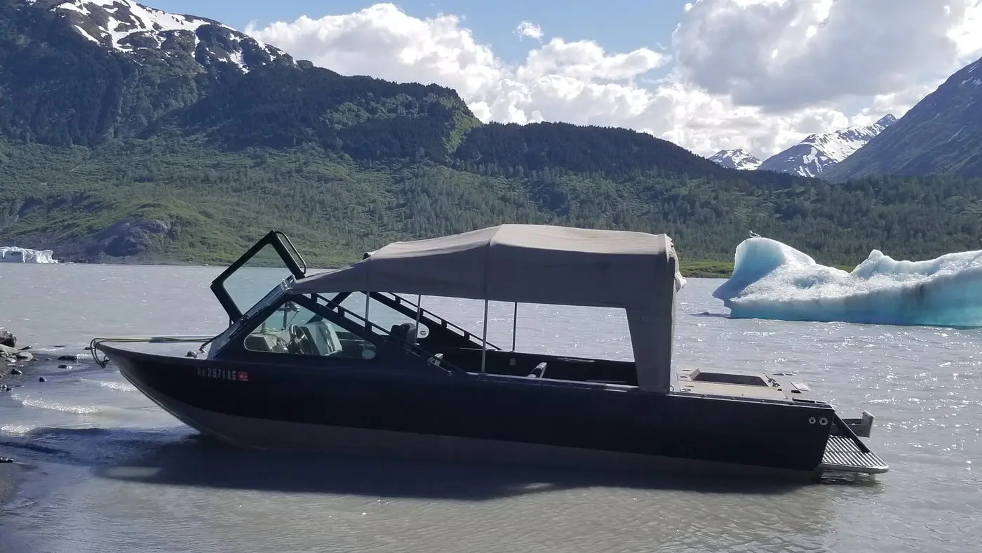 Private Spencer Glacier Jetboating, Placer / Spencer Glacier